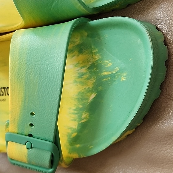 Birkenstock Womens Arizons Tye-dye Yellow/Green Sandals Size 9 Preowned - Picture 2 of 10
